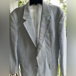 Brooks Brothers Blue and White Sport Coat with Notched Lapel